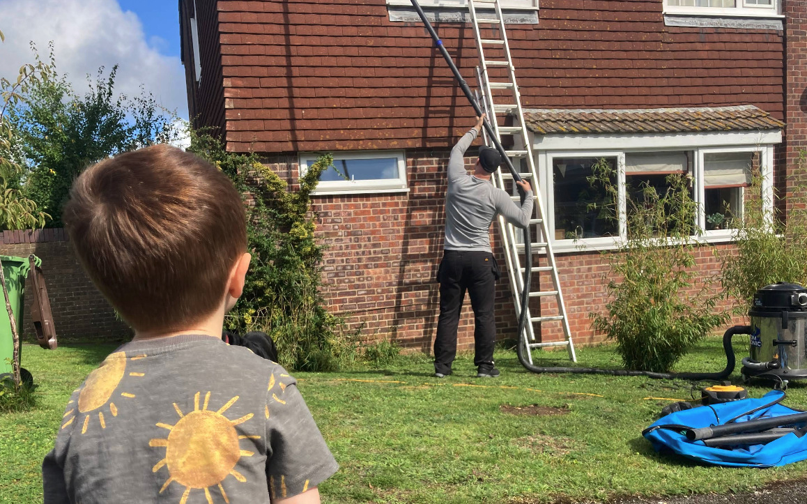 Professional Gutter Cleaning Service